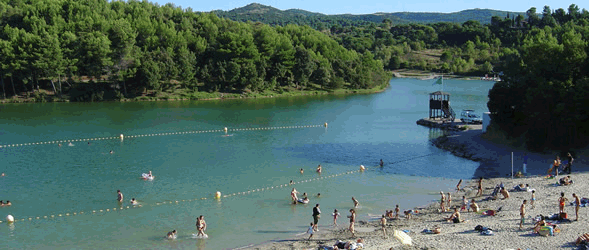 Lake Cavay&egrave;re (Carcassonne Plage)