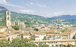 Lodeve holiday villas