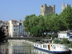 Narbonne holiday villas