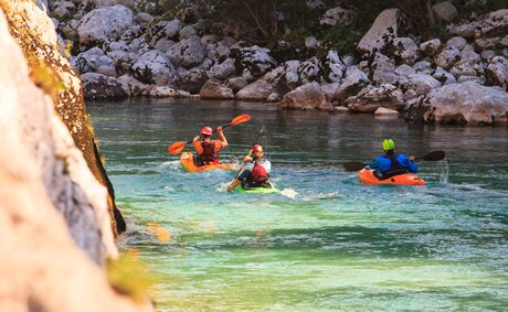 Canoeing near the Pont du Diable